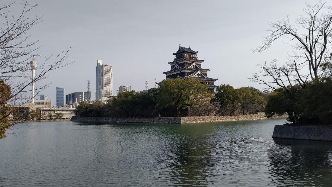 Hiroshima Castle and The Gokoku Shrine: For History Buffs and People Who Love Beautiful Parks